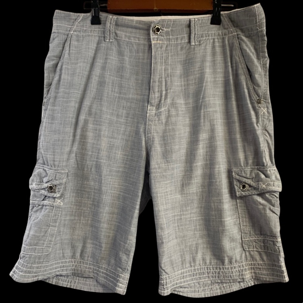 Men’s Buckle Black Cargo Shorts